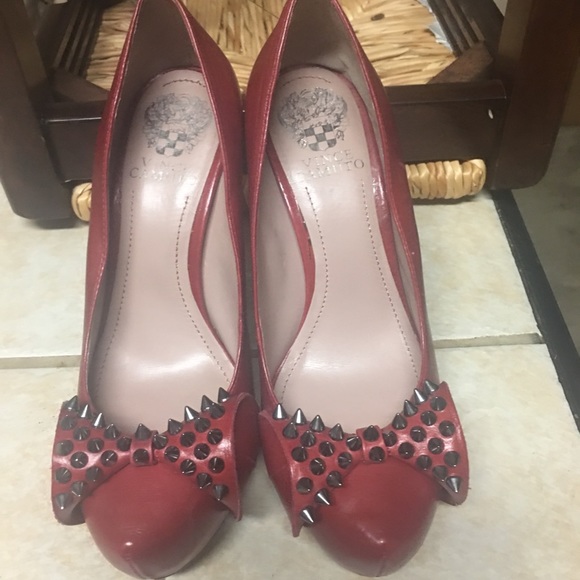 Red heel - Picture 1 of 4